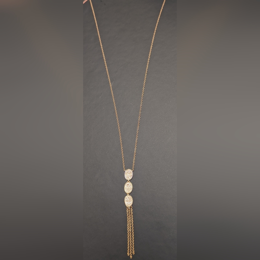 Gold Necklace with Diamond